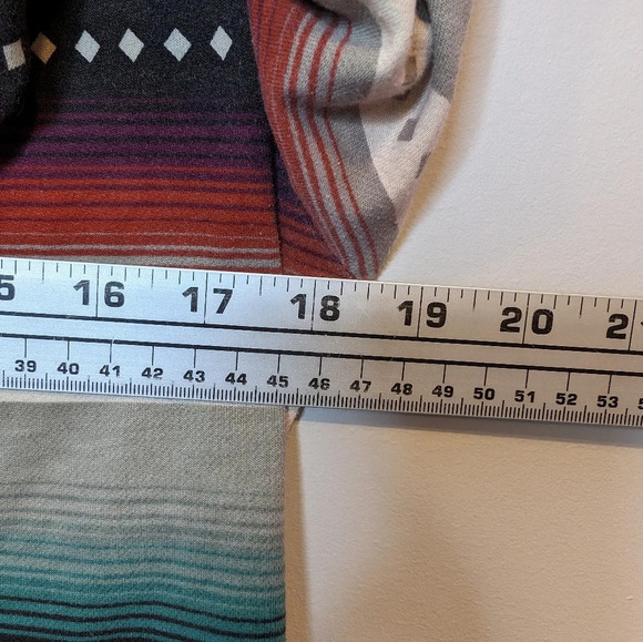 Truly Madly Deeply Aztec Western Button Down Cardigan Style Sweater Women Small - Picture 7 of 8
